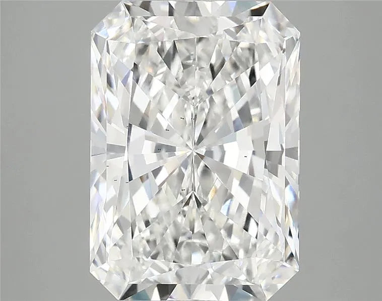 4.19ct Radiant Lab Grown Diamond (Colour E, Clarity VS2, IGI Certified)