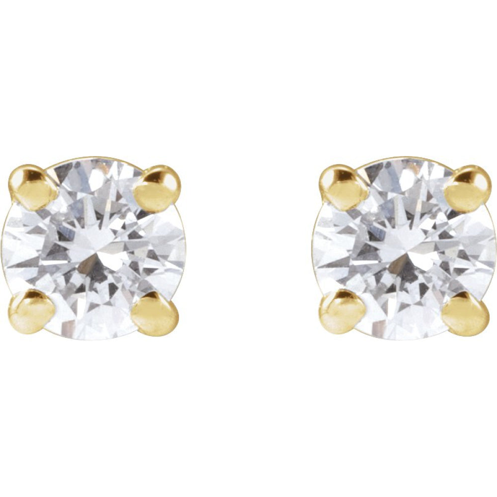 Round 4-Prong Lightweight Stud Earrings
