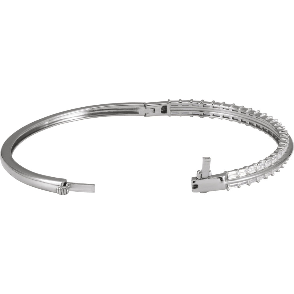 Lab-Grown Diamond Bangle Bracelet